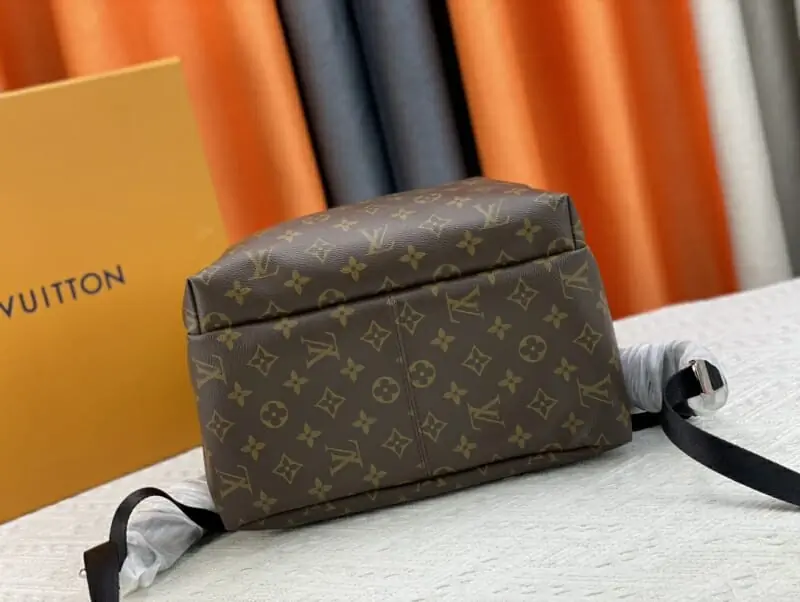 louis vuitton lv aaa homme sac a dos  s_114b3173